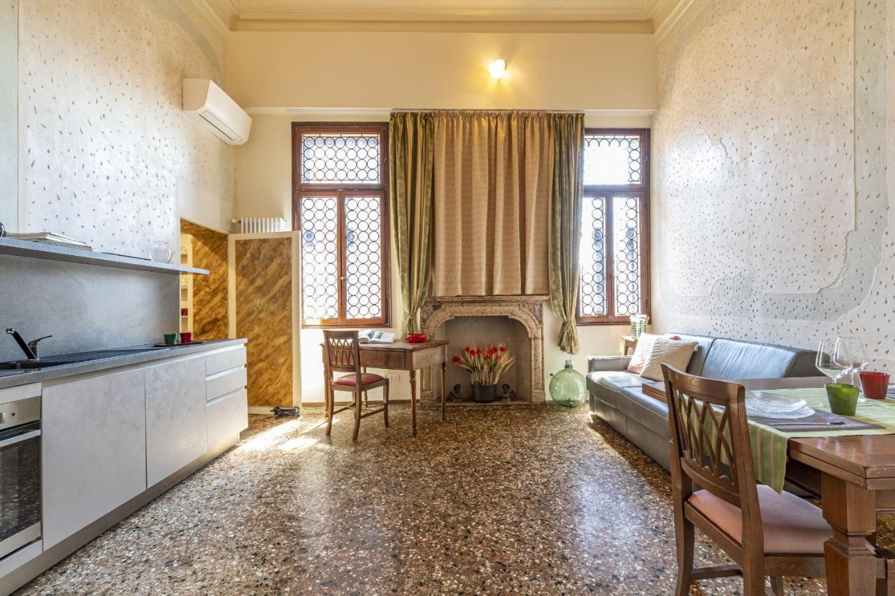 Ca' Magia - Rialto Exclusive Residence By Wonderful Italy เวนิส ภายนอก รูปภาพ