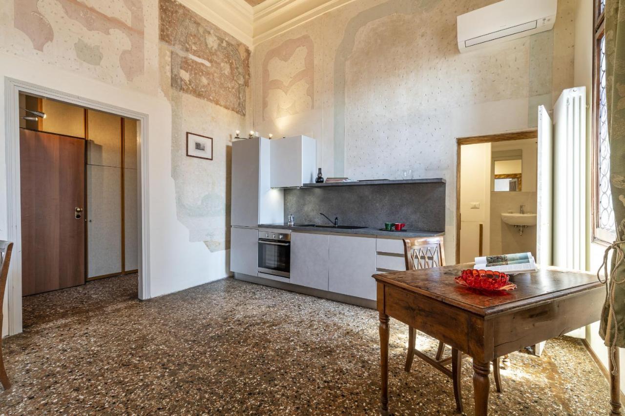 Ca' Magia - Rialto Exclusive Residence By Wonderful Italy เวนิส ภายนอก รูปภาพ