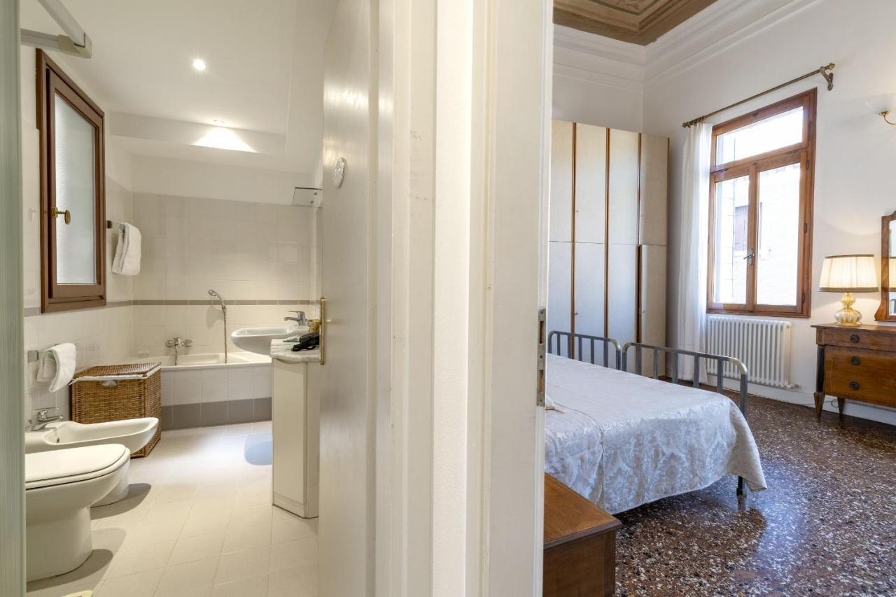 Ca' Magia - Rialto Exclusive Residence By Wonderful Italy เวนิส ภายนอก รูปภาพ