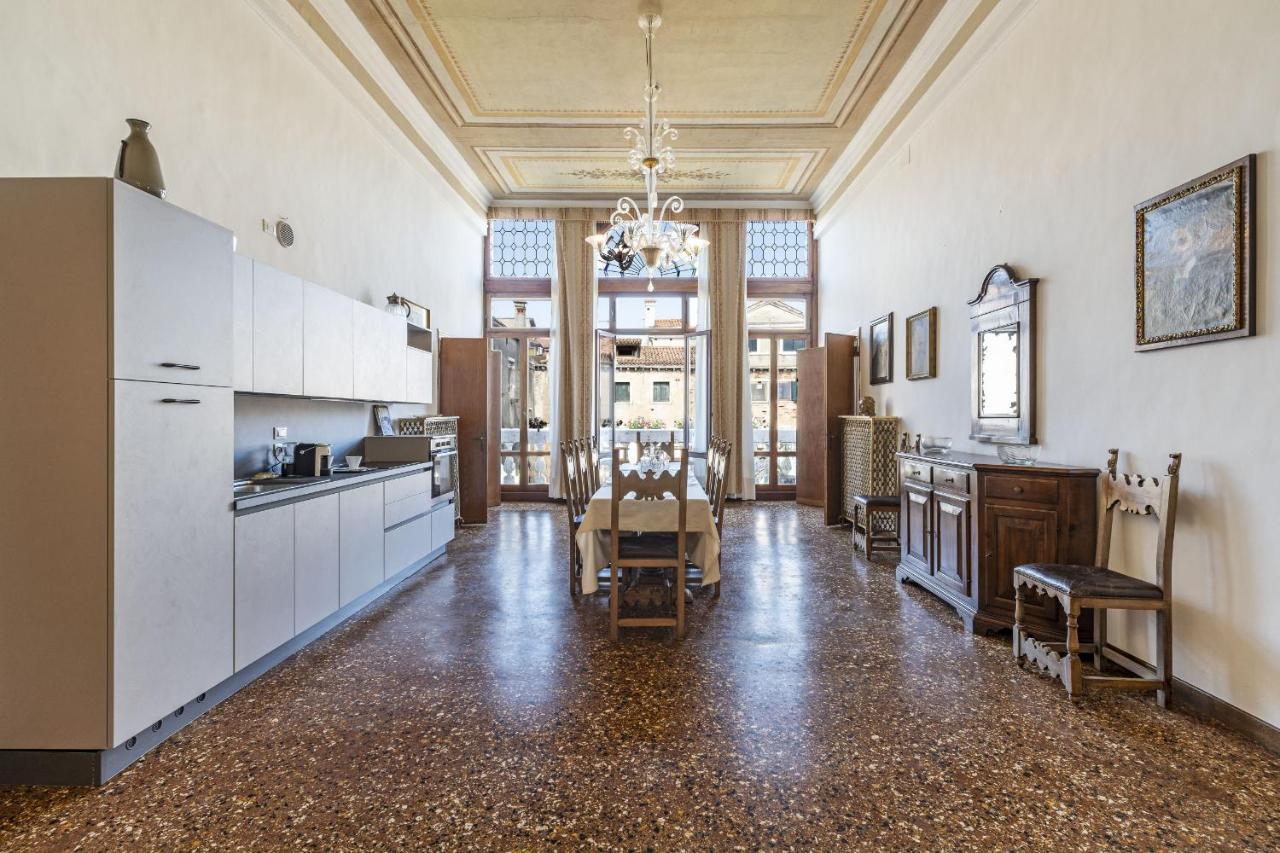 Ca' Magia - Rialto Exclusive Residence By Wonderful Italy เวนิส ภายนอก รูปภาพ